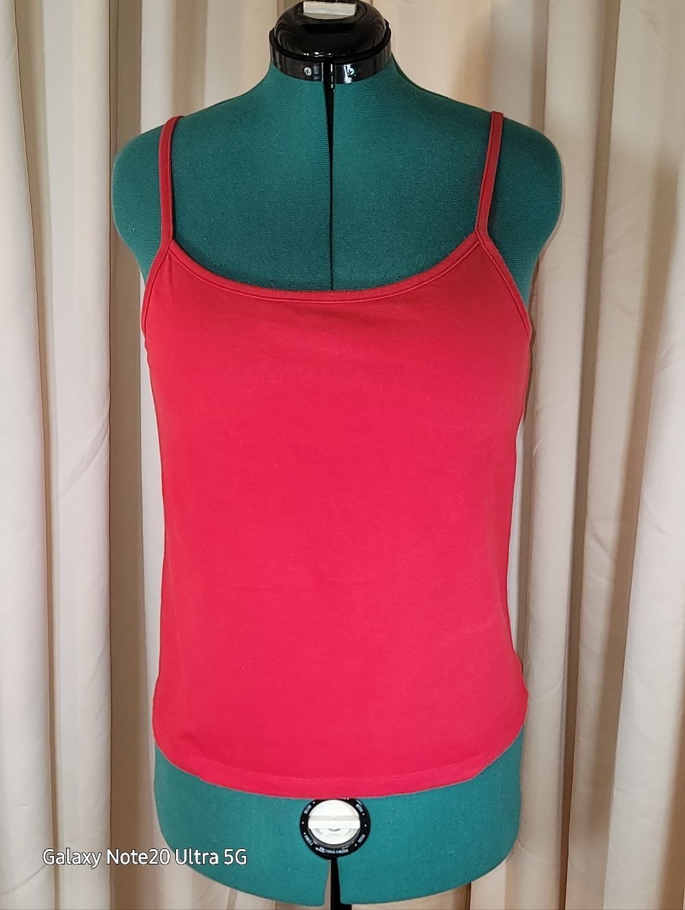 0938. EUC ~ Old Navy ~ 1X ~ Stretch ~ Shelf Bra ~ Tank Top ~
